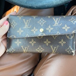 Louis Vuitton Wallet